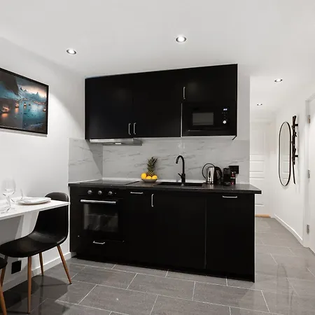 Apartment Renovated 2024 - Viking Inspired - Behind Bryggen