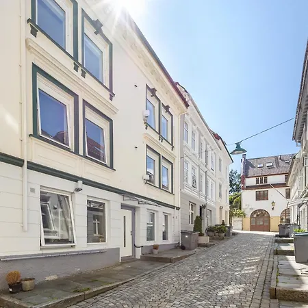 Renovated 2024 - Viking Inspired - Behind Bryggen Bergen